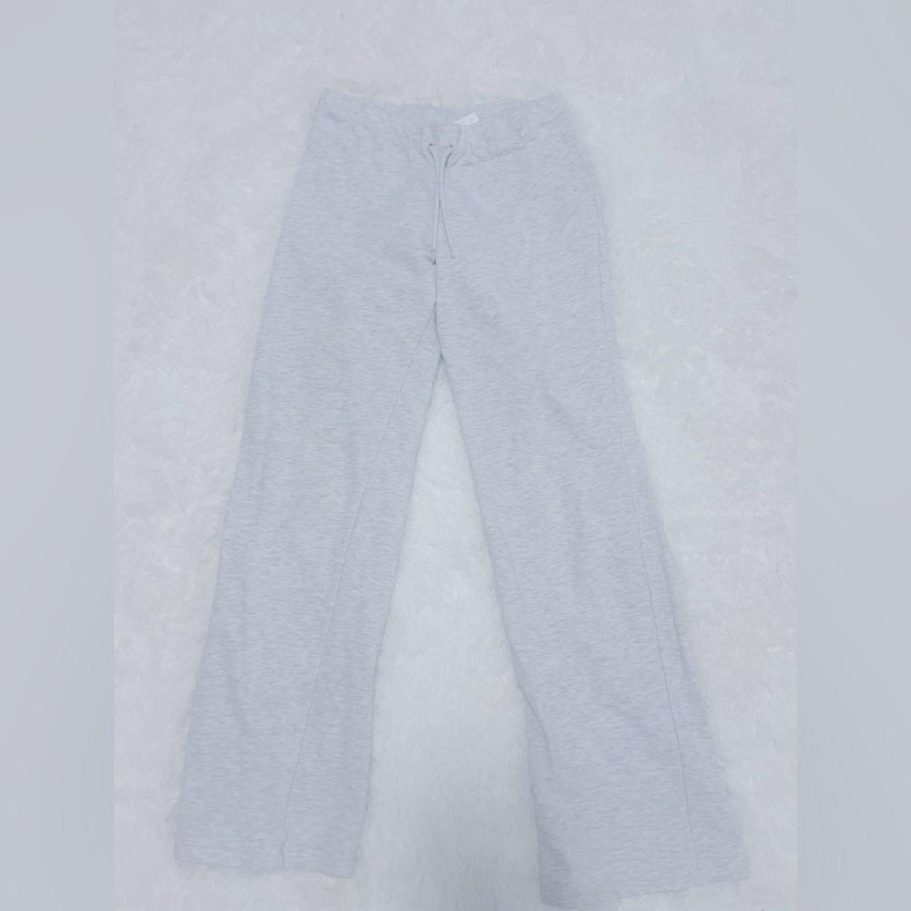 Light heather gray small sweatpants